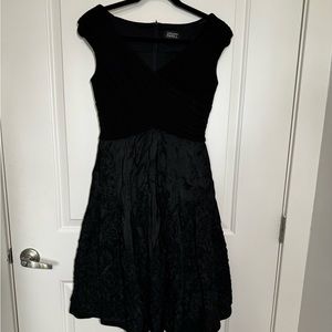 Adrianna Papell Black Dress